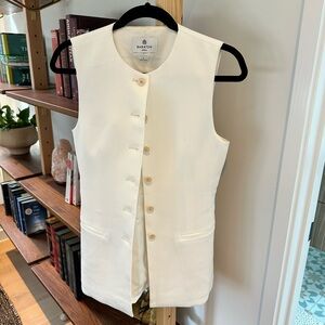 Aritzia Babaton Regal Vest – Cream Longline Tailored Vest – Size 2